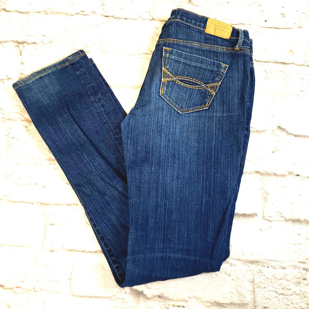 Abercrombie & Fitch Straight Cut Stretch Jeans size 0